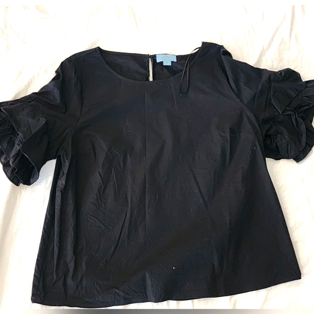 Black short sleeve ruffled top